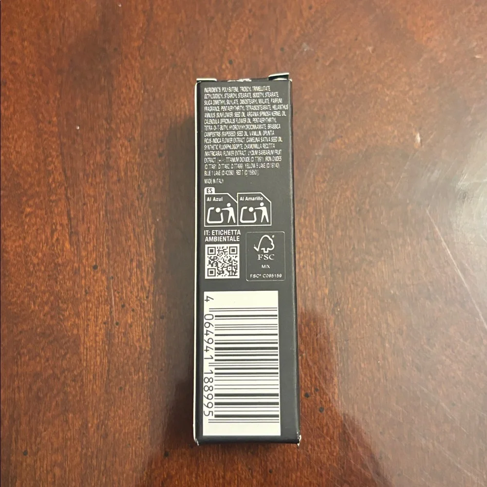 Kylie Cosmetics Supple Kiss Lip Glaze - Literally - Picture 9 of 9